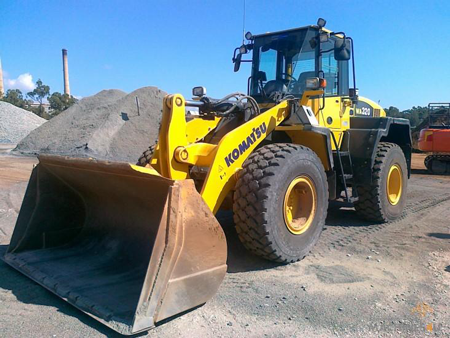 Komatsu-loader