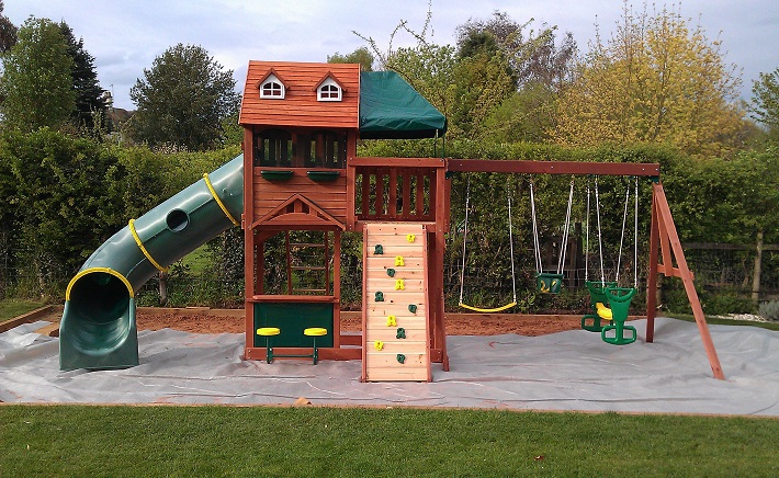 Kids Cubby House