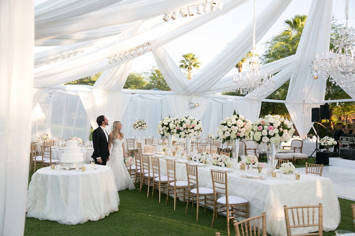 wedding-linens-on-reception-tables