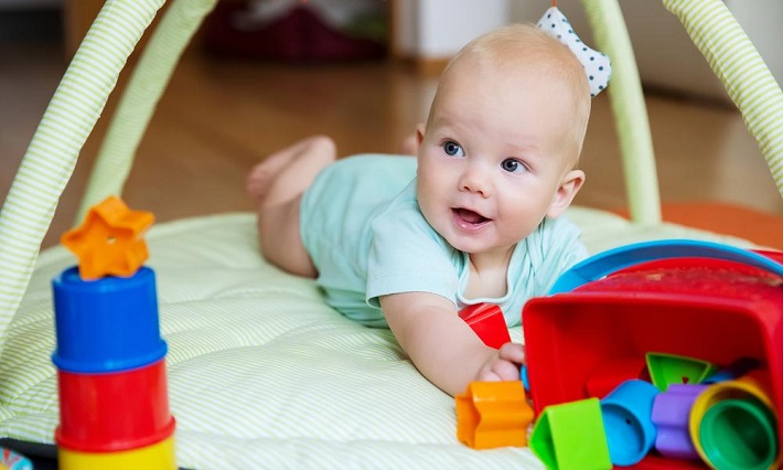 Baby activity mat