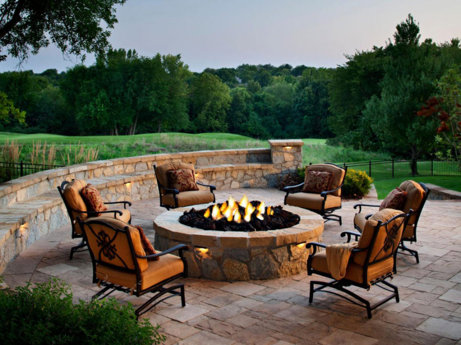 outdoor fire pit