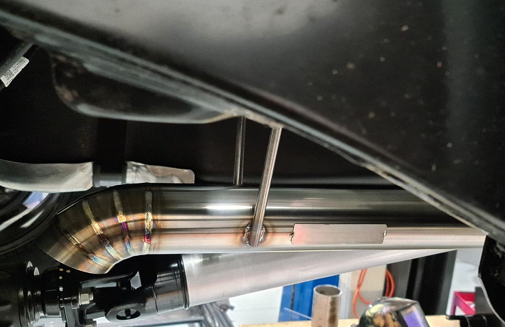 Exhaust on Isuzu DMax