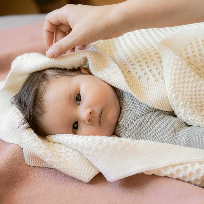 Honeycomb Baby Blanket in Organic Merino Wool